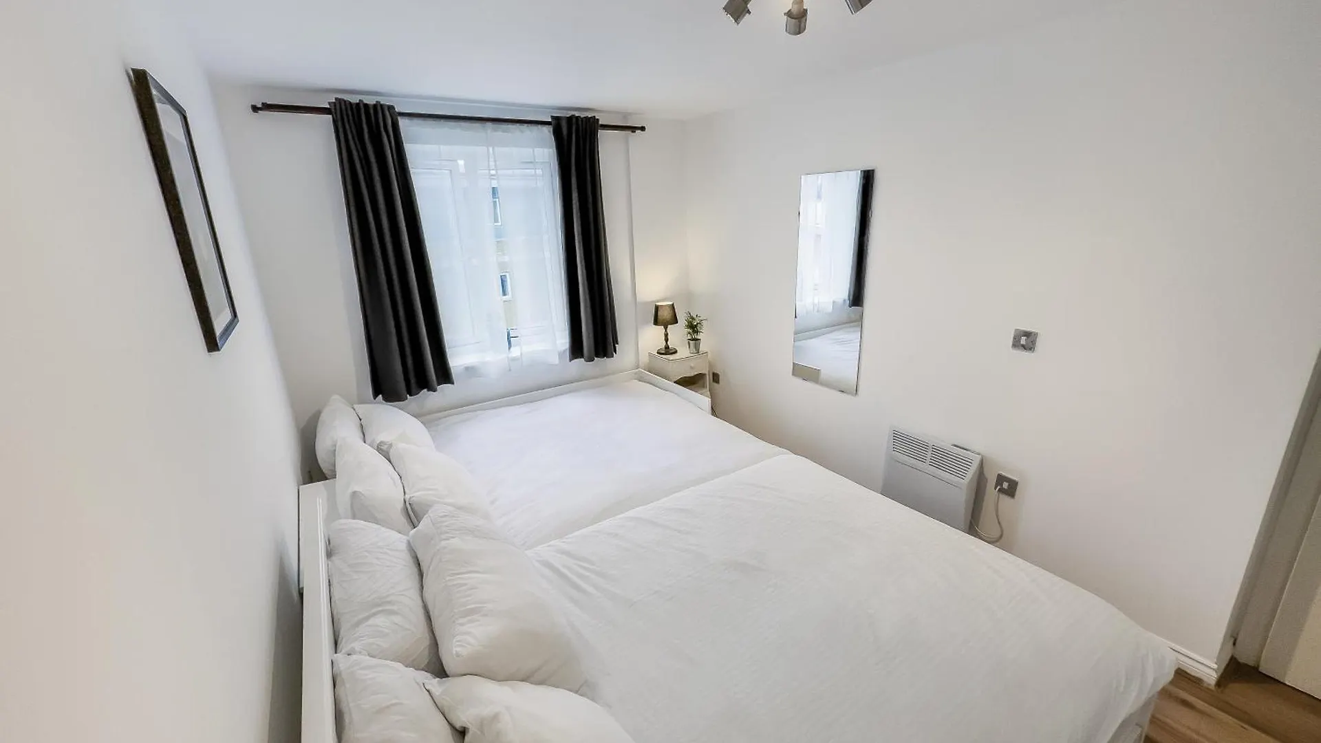 Luxurious 2Bed In Canary Wharf London