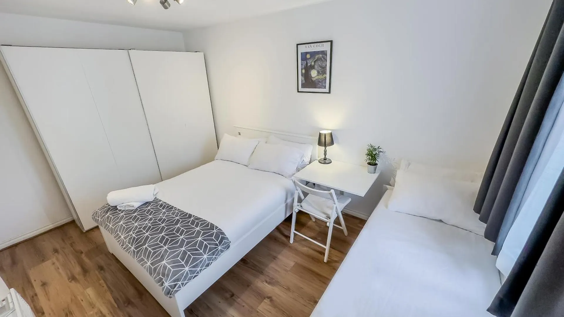 Luxurious 2Bed In Canary Wharf London