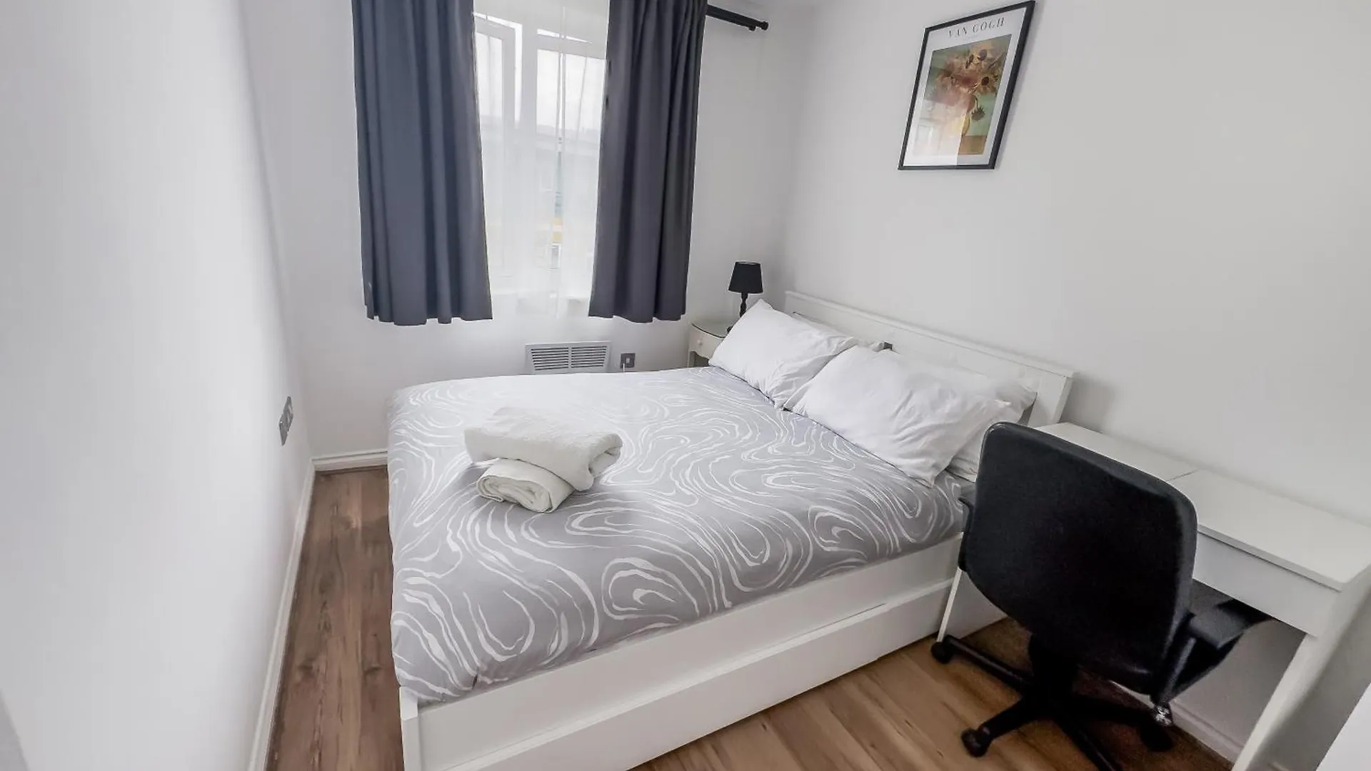 Luxurious 2Bed In Canary Wharf London 0*,